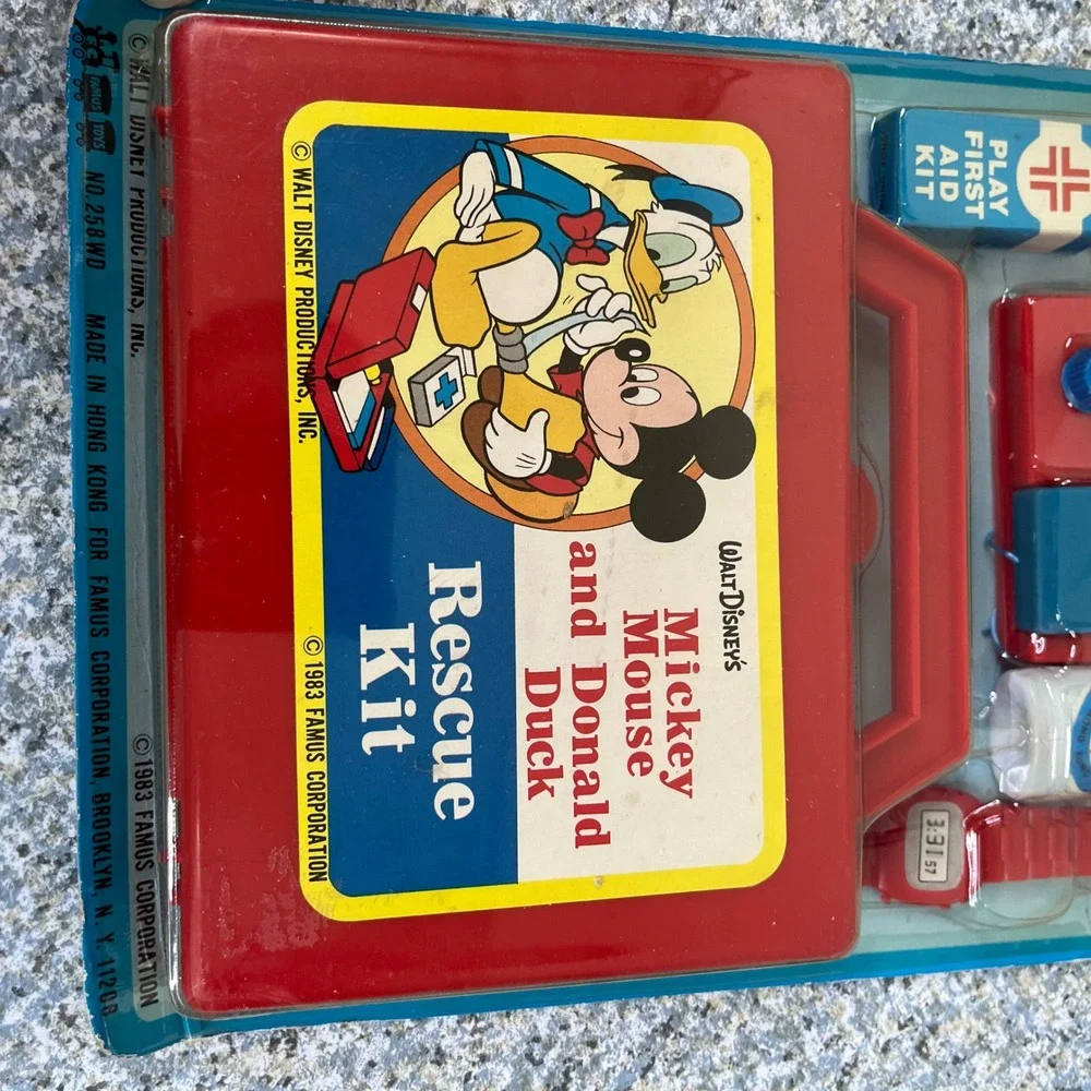 Vintage 1983 Disney Mickey Donald Duck Rescue Kit Famus 258WD Sealed NOS